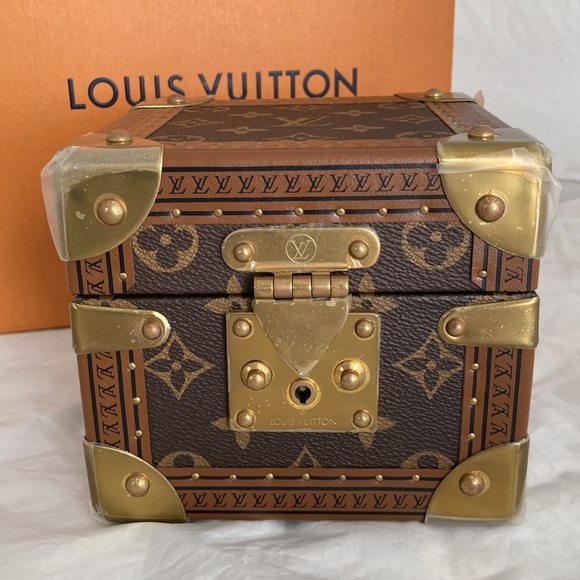 LOUIS Vuitton Monogram Watch/Bracelet Jewelry Trunk - Picture 2 of 16